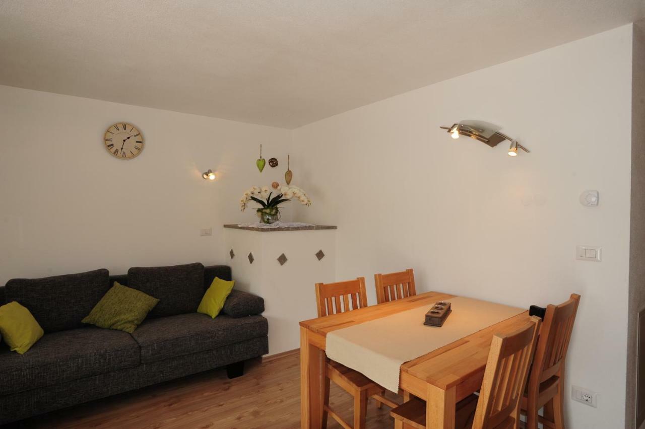 Xl Appartements Steinhaus Bagian luar foto