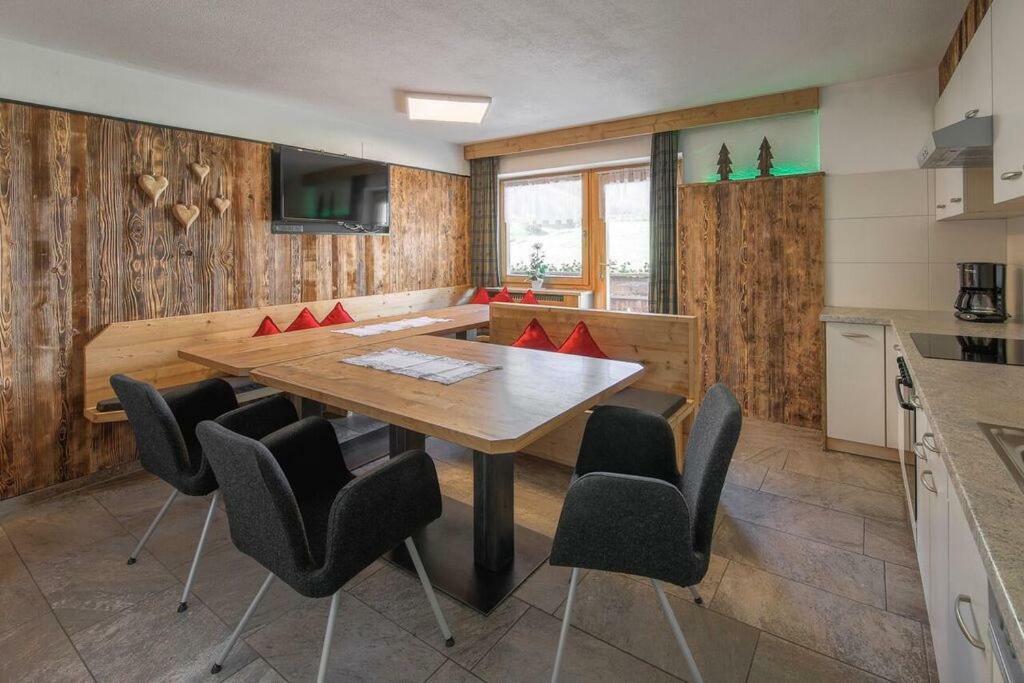 Xl Appartements Steinhaus Bagian luar foto