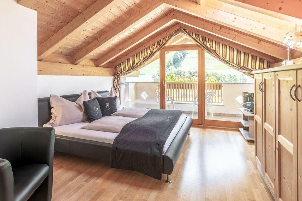 Xl Appartements Steinhaus Bagian luar foto