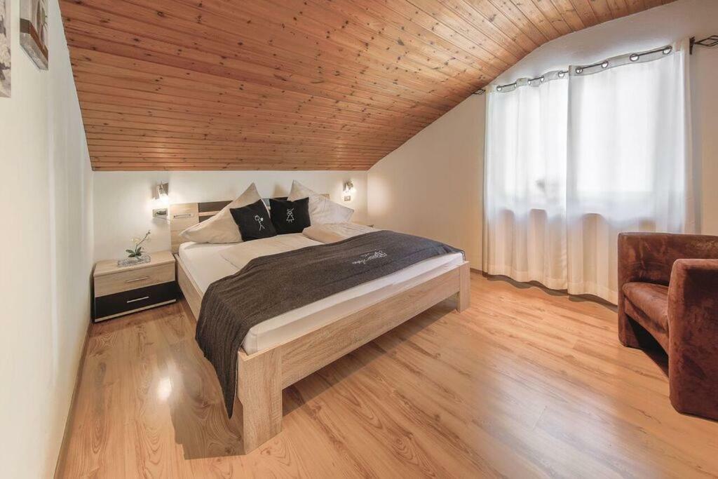 Xl Appartements Steinhaus Bagian luar foto